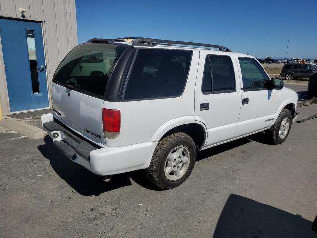 Photo 3 from auction – 2000 CHEVROLET BLAZER with VIN 1GNDT13W7YK146207