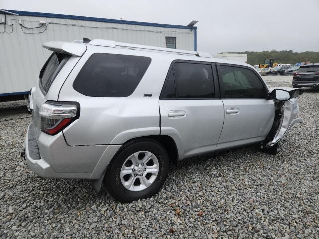 Photo 3 from auction – 2018 TOYOTA 4RUNNER SR with VIN JTEZU5JR3J5184744