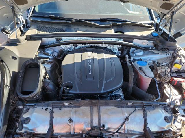 Photo 12 from auction – 2017 PORSCHE MACAN with VIN WP1AA2A50HLB80693