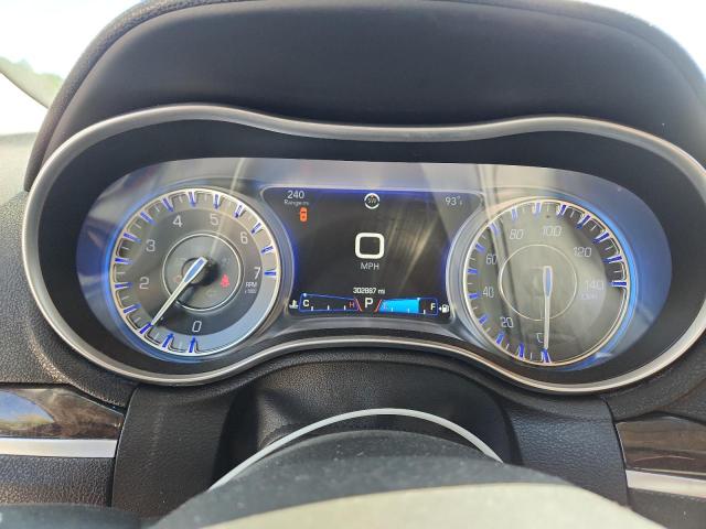 Photo 9 from auction – 2016 CHRYSLER 300C with VIN 2C3CCAEG4GH342948