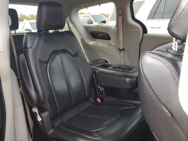 Photo 11 from auction – 2018 CHRYSLER PACIFICA T with VIN 2C4RC1BGXJR217464