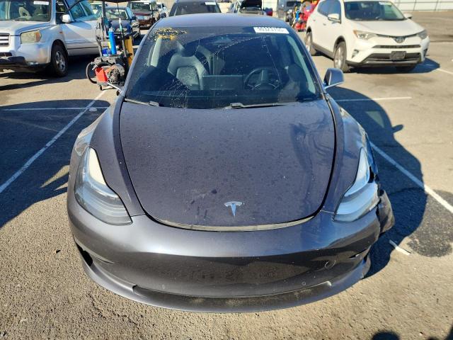 Photo 5 from auction – 2018 TESLA MODEL 3 with VIN 5YJ3E1EAXJF037100