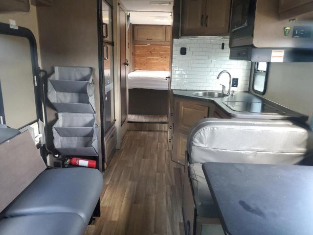 Photo 9 from auction – 2019 THOR MOTOR HOME with VIN 1FDXE4FS4JDC08596