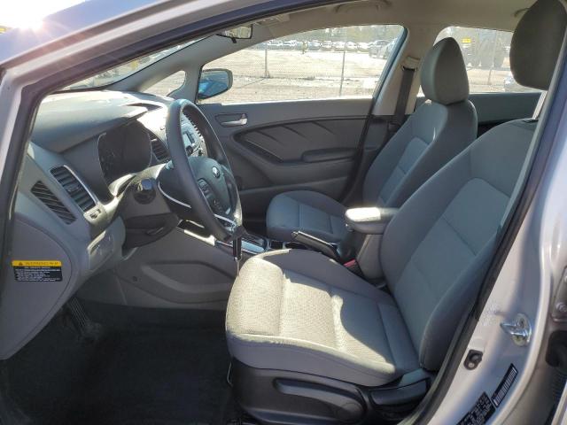 Photo 7 from auction – 2017 KIA FORTE LX with VIN 3KPFK4A72HE041210