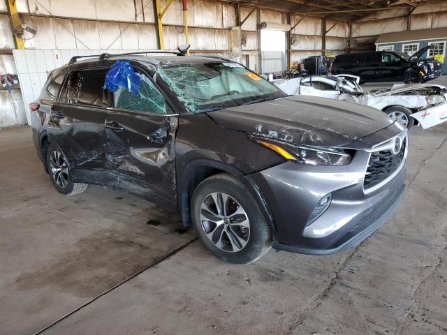 Photo 4 from auction – 2022 TOYOTA HIGHLANDER with VIN 5TDHZRBH0NS594495