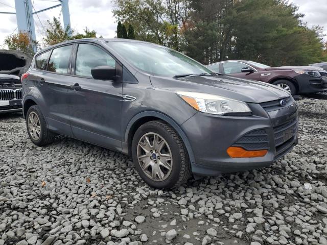 Photo 4 from auction – 2016 FORD ESCAPE S with VIN 1FMCU0F78GUB65136