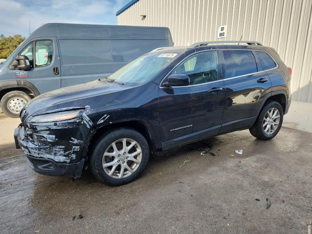 JEEP CHEROKEE L 2015 with VIN 1C4PJLCSXFW596525 - Photo from auction