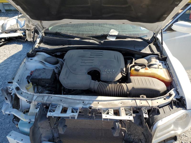 Photo 11 from auction – 2015 CHRYSLER 300 LIMITE with VIN 2C3CCAAGXFH792608