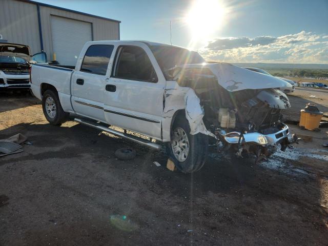 Photo 4 from auction – 2005 GMC NEW SIERRA with VIN 2GTEC13T151216136