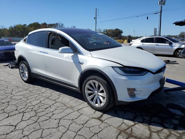 Photo 4 from auction – 2019 TESLA MODEL X with VIN 5YJXCBE29KF151600