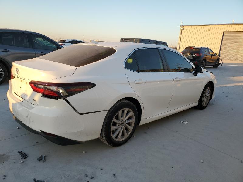 Photo 3 from auction – 2022 TOYOTA CAMRY LE with VIN 4T1C11AK5NU662748