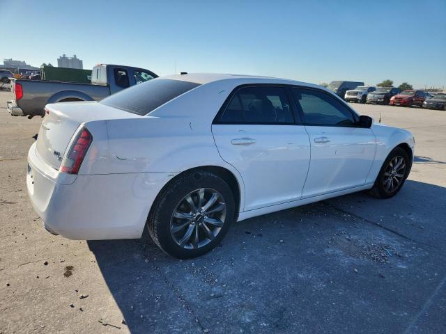 Photo 3 from auction – 2014 CHRYSLER 300 S with VIN 2C3CCAGG9EH331485