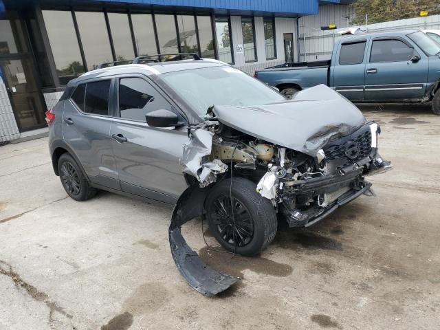 Photo 4 from auction – 2018 NISSAN KICKS with VIN 3N1CP5CU4JL533481