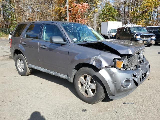 Photo 4 from auction – 2010 FORD ESCAPE XLS with VIN 1FMCU0C79AKA41531