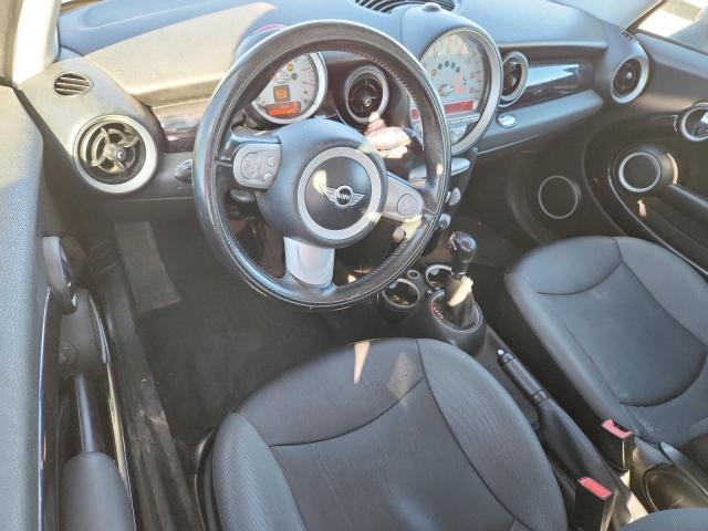 Photo 8 from auction – 2010 MINI COOPER with VIN WMWMF3C57ATZ64469