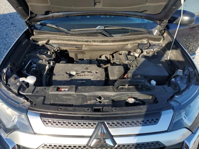 Photo 12 from auction – 2019 MITSUBISHI OUTLANDER with VIN JA4AD2A35KZ015731