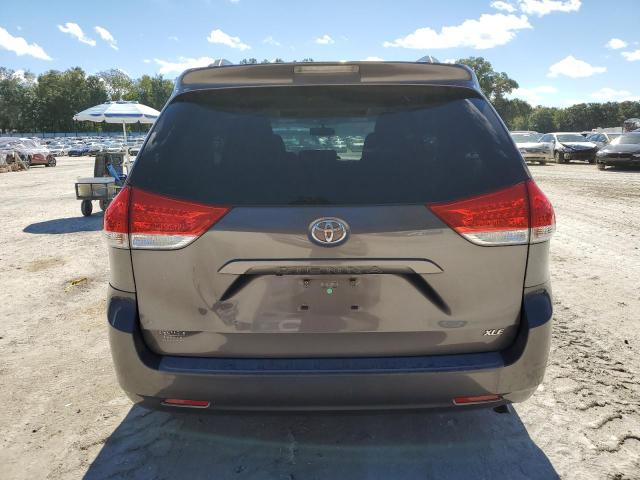 Photo 6 from auction – 2012 TOYOTA SIENNA XLE with VIN 5TDYK3DCXCS231525