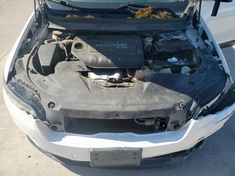 Photo 12 from auction – 2019 JEEP CHEROKEE L with VIN 1C4PJLLB2KD176392