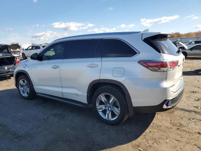 Photo 2 from auction – 2015 TOYOTA HIGHLANDER with VIN 5TDDCRFH5FS009258