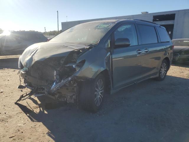 TOYOTA SIENNA XLE 2020 with VIN 5TDYZ3DC6LS080291 - Photo from auction