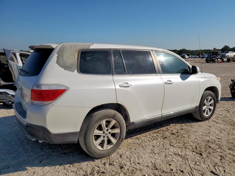Photo 3 from auction – 2011 TOYOTA HIGHLANDER with VIN 5TDZA3EH3BS009988
