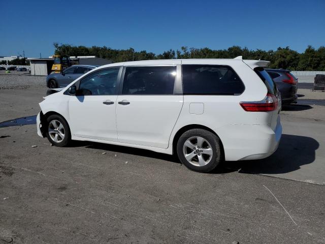 Photo 2 from auction – 2019 TOYOTA SIENNA with VIN 5TDZZ3DC0KS995818