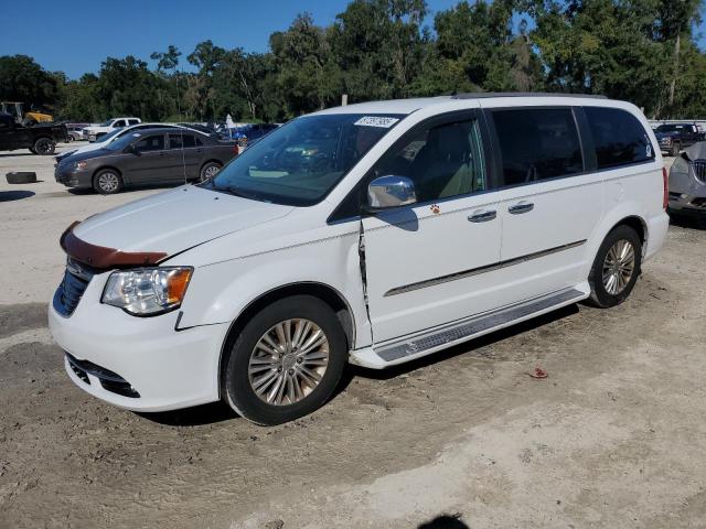 Photo 1 from auction – 2015 CHRYSLER TOWN & COU with VIN 2C4RC1CG6FR657588