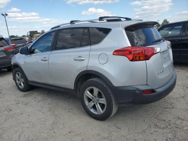 Photo 2 from auction – 2015 TOYOTA RAV4 XLE with VIN 2T3WFREV5FW229019