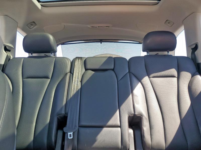 Photo 10 from auction – 2019 AUDI Q7 PREMIUM with VIN WA1LHAF71KD034485