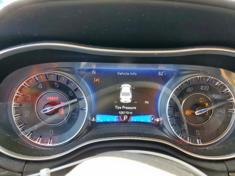 Photo 9 from auction – 2019 CHRYSLER 300 TOURIN with VIN 2C3CCAAG5KH501104