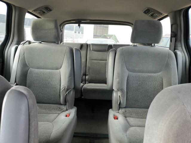 Photo 10 from auction – 2004 TOYOTA SIENNA CE with VIN 5TDZA29C14S215550