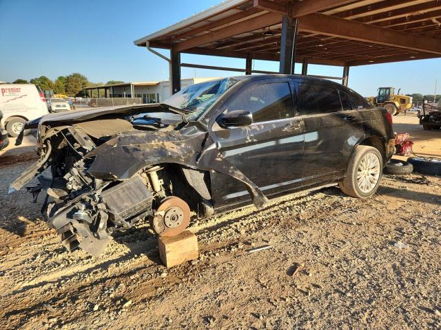 CHRYSLER 200 2013 with VIN 1C3CCBAB6DN670665 - Photo from auction