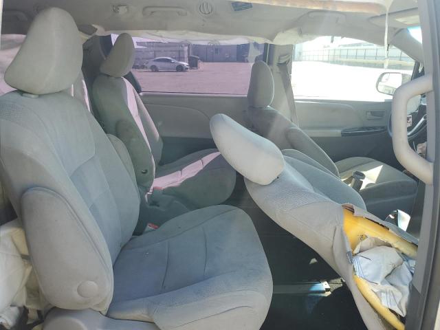 Photo 11 from auction – 2016 TOYOTA SIENNA with VIN 5TDZK3DCXGS714572