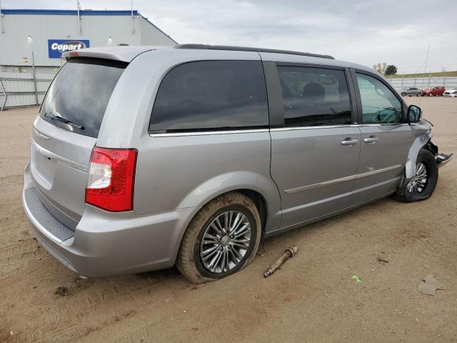 Photo 3 from auction – 2014 CHRYSLER TOWN & COU with VIN 2C4RC1CG4ER179945