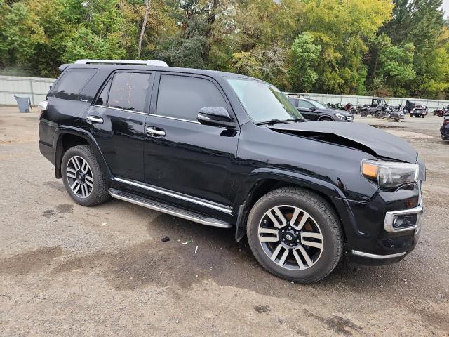 Photo 4 from auction – 2018 TOYOTA 4RUNNER SR with VIN JTEZU5JR9J5180259