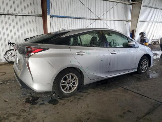 Photo 3 from auction – 2017 TOYOTA PRIUS with VIN JTDKBRFU3H3556668