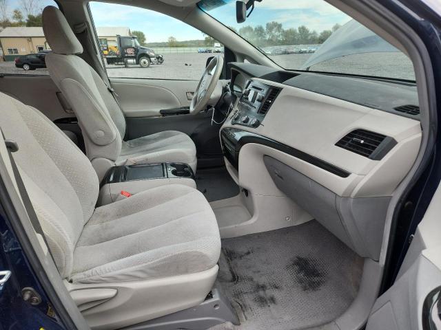 Photo 7 from auction – 2011 TOYOTA SIENNA LE with VIN 5TDKK3DC3BS044311