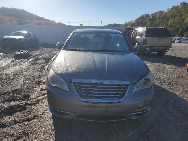 Photo 5 from auction – 2013 CHRYSLER 200 TOURIN with VIN 1C3CCBBB0DN694247