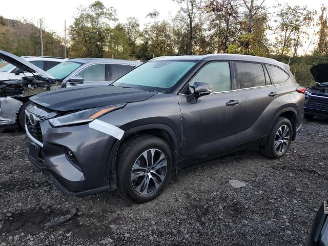 TOYOTA HIGHLANDER 2024 with VIN 5TDKDRBH3RS557161 - Photo from auction