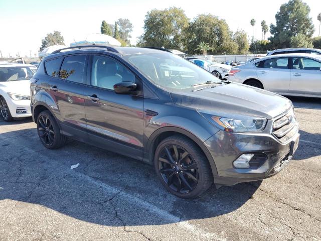 Photo 4 from auction – 2018 FORD ESCAPE SE with VIN 1FMCU0GD0JUD21942