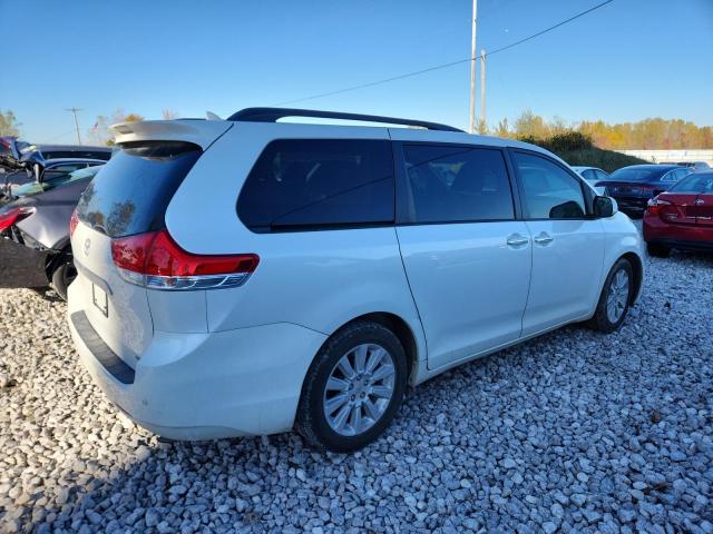 Photo 3 from auction – 2012 TOYOTA SIENNA XLE with VIN 5TDYK3DC1CS260573