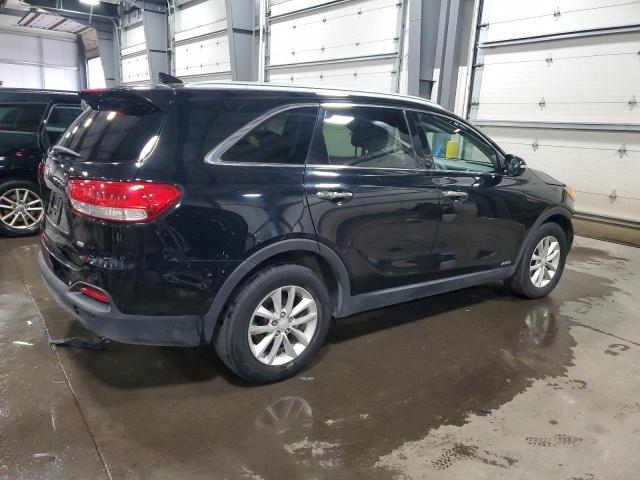 Photo 3 from auction – 2016 KIA SORENTO LX with VIN 5XYPGDA33GG048722