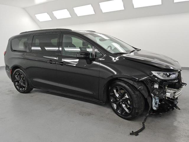 Photo 4 from auction – 2025 CHRYSLER PACIFICA L with VIN 2C4RC1GG1SR529330