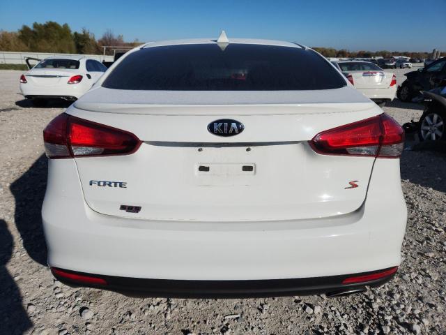 Photo 6 from auction – 2018 KIA FORTE LX with VIN 3KPFL4A79JE219228