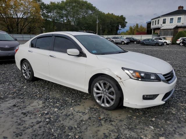 Photo 4 from auction – 2014 HONDA ACCORD with VIN 1HGCR2F55EA143580