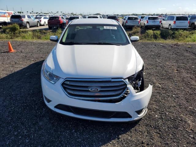 Photo 5 from auction – 2016 FORD TAURUS SEL with VIN 1FAHP2E8XGG126656