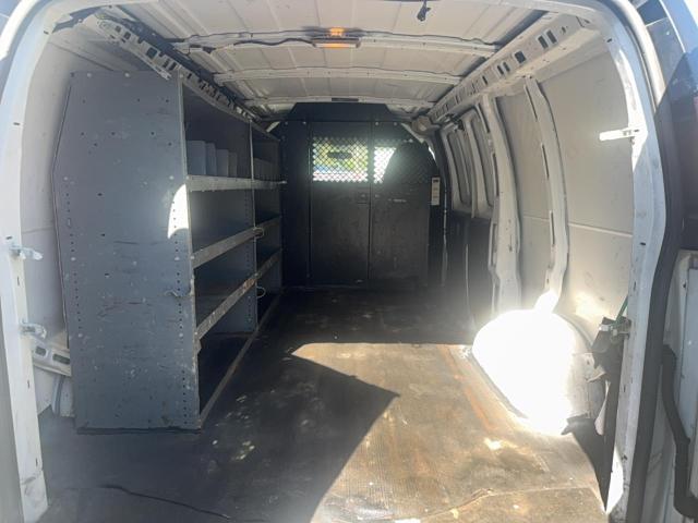 Photo 11 from auction – 2014 CHEVROLET EXPRESS G2500 with VIN 1GCWGFCA3E1130871