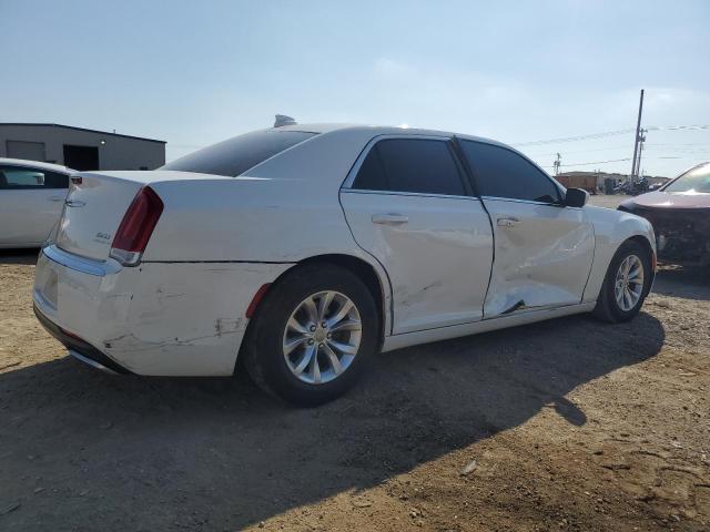 Photo 3 from auction – 2015 CHRYSLER 300 LIMITE with VIN 2C3CCAAG1FH792528