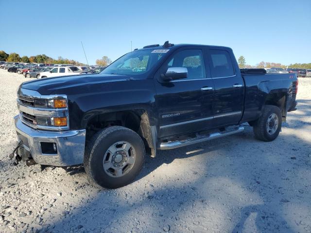 CHEVROLET SILVERADO 2018 with VIN 1GC2KWEG5JZ342598 - Photo from auction
