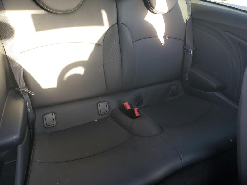 Photo 10 from auction – 2011 MINI COOPER with VIN WMWSV3C57BTY22165